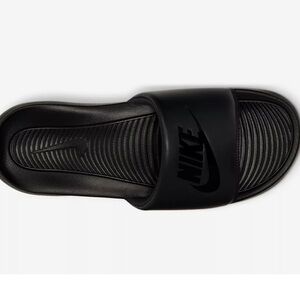 Men’s Nike slides